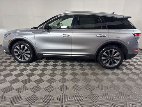 Used 2022 Lincoln Corsair Reserve w/ Equipment Group 201A AWD/4WD image 7