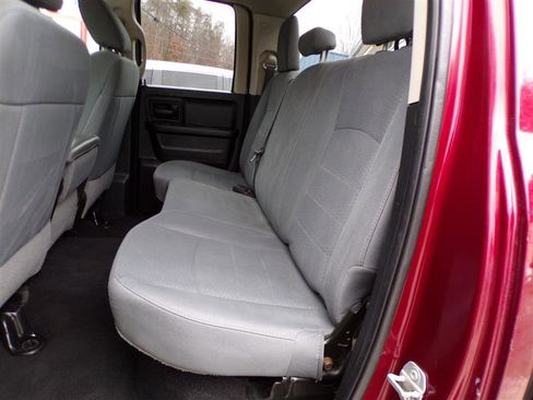 Used 2018 RAM 1500 Express image 27