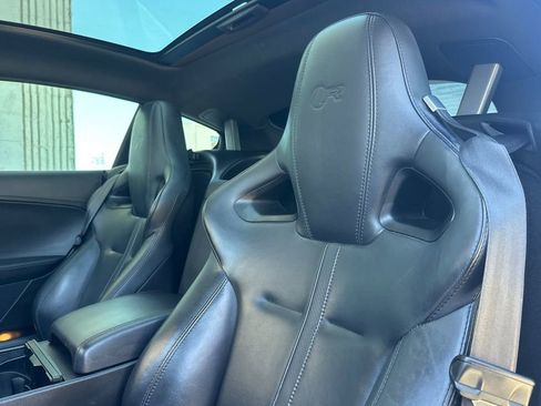 Used 2017 Jaguar F-TYPE R AWD/4WD image 12