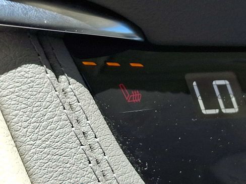 Certified 2024 Cadillac XT5 Premium Luxury AWD/4WD image 33