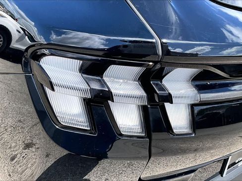Used 2025 Ford Mustang Mach-E Premium RWD image 27