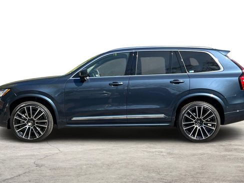 Certified 2025 Volvo XC90 B6 Ultra w/ Lounge Package image 5