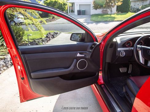 Used 2009 Pontiac G8 GT w/ Premium Package RWD image 42