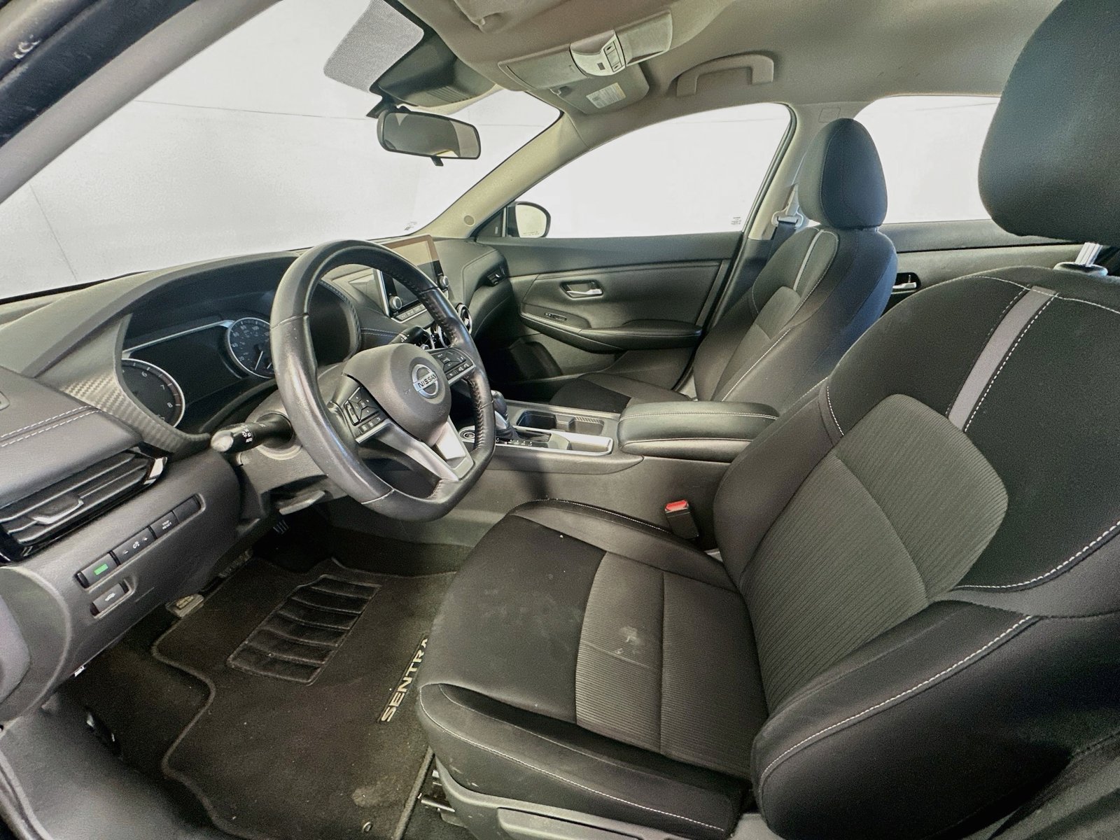 Used 2021 Nissan Sentra SV FWD image 18
