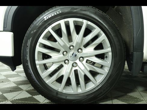 Used 2019 GMC Sierra 1500 Denali w/ Denali Ultimate Package image 16