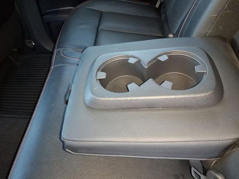 Used 2021 Nissan Titan PRO-4X w/ Pro-4x Convenience Package AWD/4WD image 8