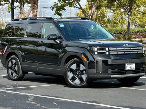 Certified 2025 Hyundai Santa Fe SEL image 1