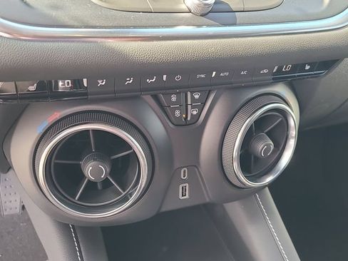 New 2026 Chevrolet Blazer LT FWD image 31