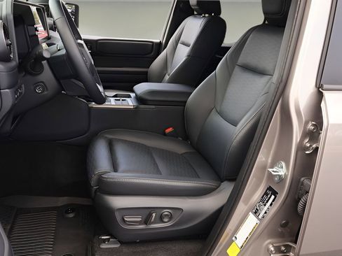 Certified 2026 Toyota Land Cruiser w/ Premium Package AWD/4WD image 11