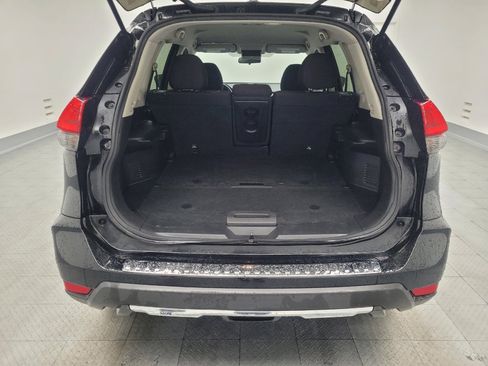 Used 2017 Nissan Rogue S AWD/4WD image 29