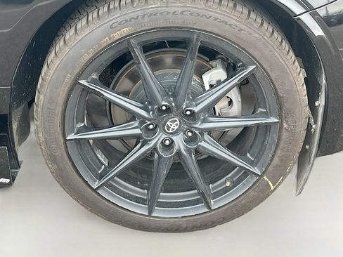Used 2023 Toyota GR86 Premium RWD image 30