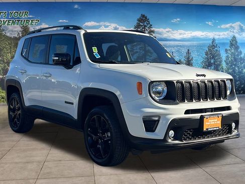 Certified 2022 Jeep Renegade Altitude w/ Sun/Sound Group image 3