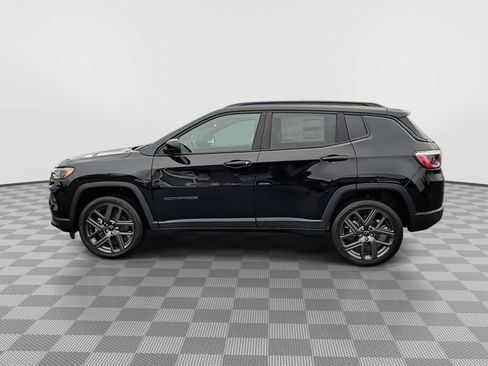 New 2026 Jeep Compass Latitude image 5