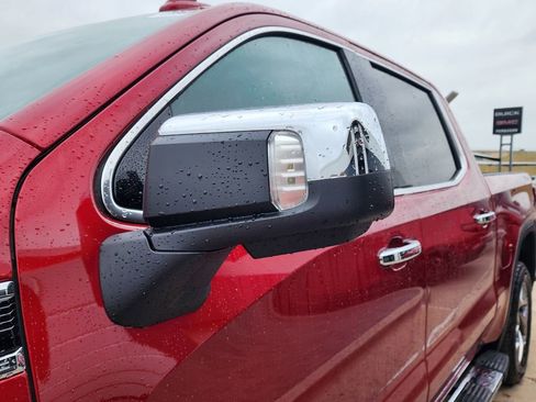 New 2026 GMC Sierra 1500 SLT image 13