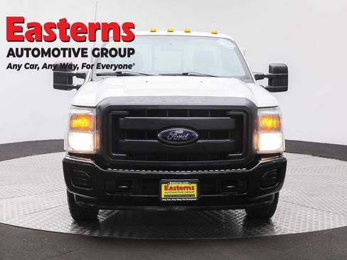 Used 2015 Ford F250 XL image 2