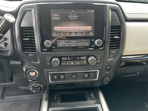 Used 2023 Nissan Titan SV w/ SV Utility Package image 18