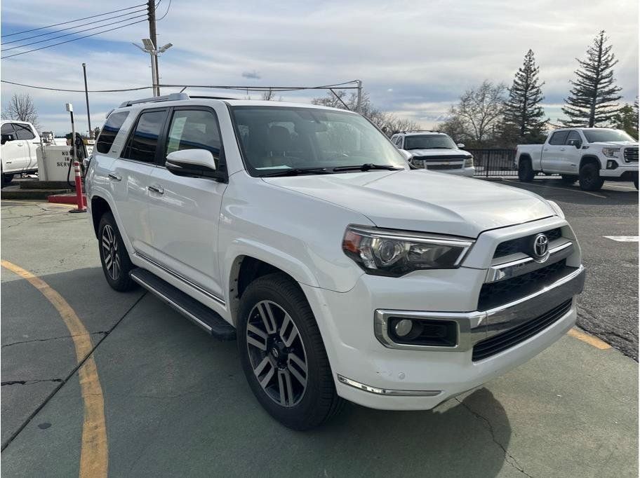 Used 2015 Toyota 4Runner Limited AWD/4WD image 6