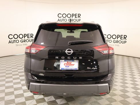 Used 2025 Nissan Rogue SL w/ SL Premium Package AWD/4WD image 23