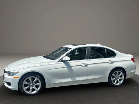 Used 2015 BMW 320i xDrive Sedan AWD/4WD image 8