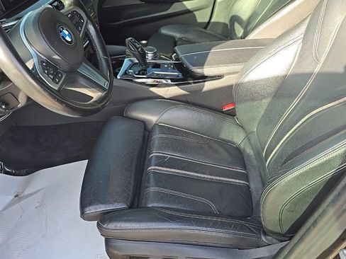 Used 2017 BMW 540i RWD image 3