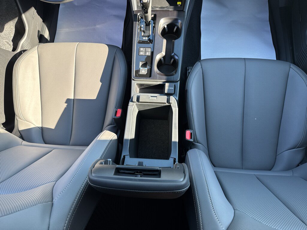 New 2026 Subaru Outback Limited AWD/4WD image 38