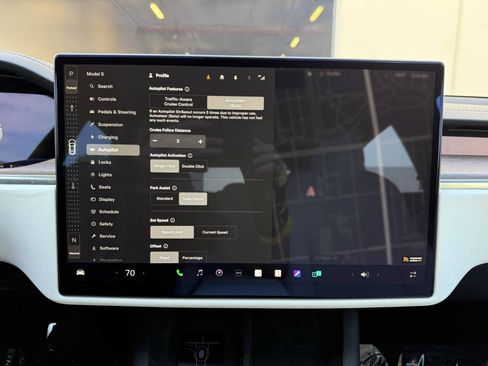 Used 2022 Tesla Model S AWD/4WD image 20