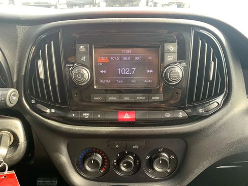 Used 2019 RAM ProMaster City Tradesman SLT image 16