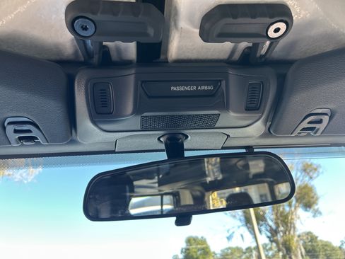 New 2026 Jeep Gladiator Sport image 33