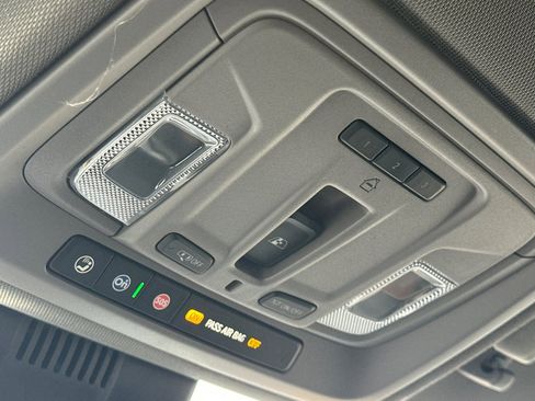 Used 2024 GMC Sierra 1500 Denali w/ Technology Package image 23