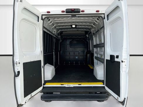 Used 2024 RAM ProMaster 2500 w/ Quick Order Package 22G SLT FWD image 25