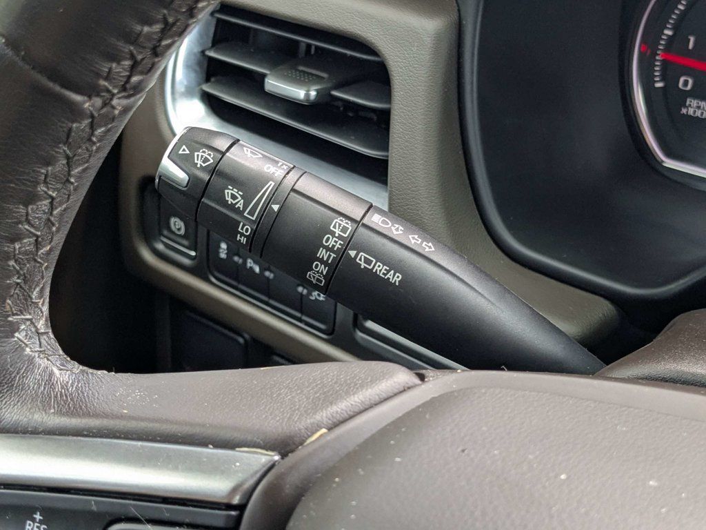 Used 2021 Chevrolet Tahoe LT RWD image 24