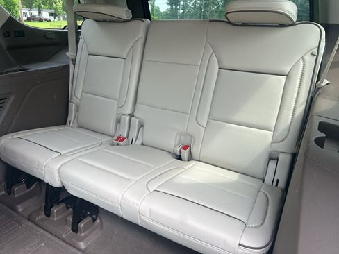 Used 2023 GMC Yukon Denali w/ Denali Reserve Package AWD/4WD image 20
