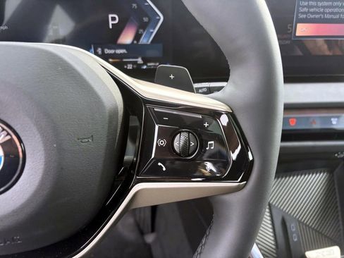 Used 2025 BMW X3 xDrive30i w/ Premium Package image 17