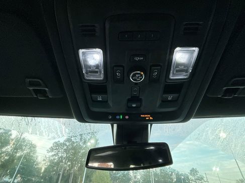 Used 2021 GMC Yukon XL AT4 w/ AT4 Premium Package image 29