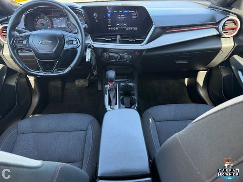 Used 2024 Chevrolet Trax RS image 16