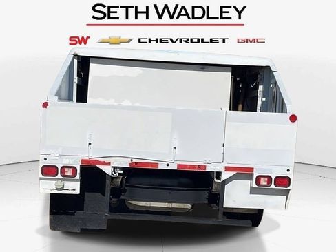 Used 2011 Ford E-450 and Econoline 450 Super Duty image 6