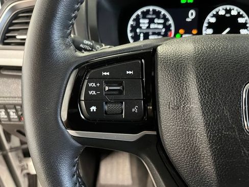 Used 2025 Honda Odyssey EX-L image 23