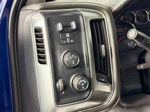 Used 2016 Chevrolet Silverado 2500 LTZ image 10