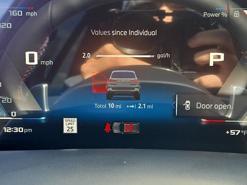 New 2026 BMW X5 M60i w/ Executive Package image 9