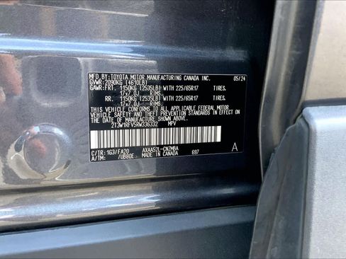 Used 2024 Toyota RAV4 XLE w/ Convenience Package FWD image 34