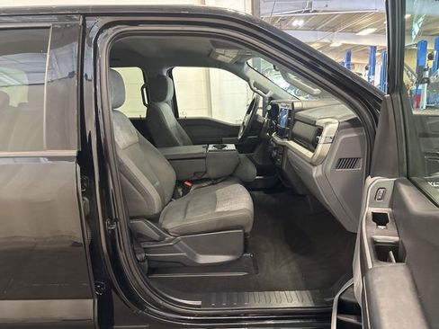 Used 2025 Ford F250 XLT image 11