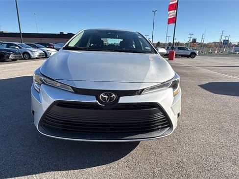 New 2026 Toyota Corolla LE image 8