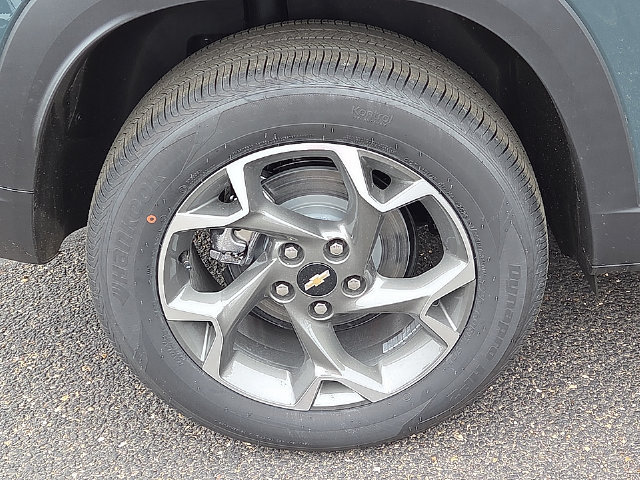 New 2026 Chevrolet Trax LT w/ LT Convenience Package FWD image 6