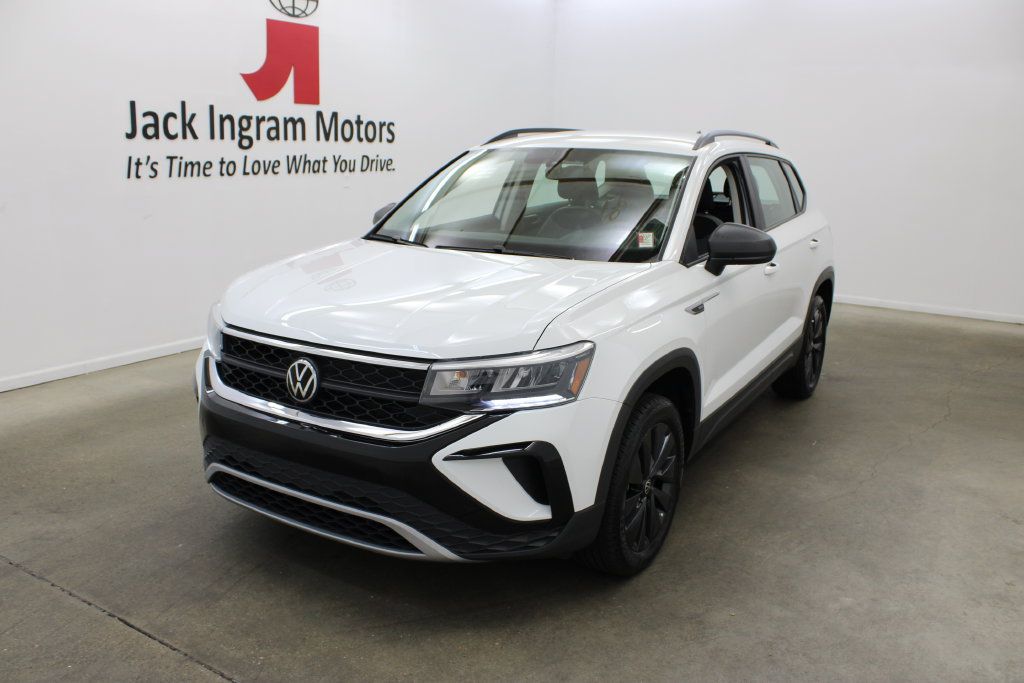 Used 2023 Volkswagen Taos S FWD image 2