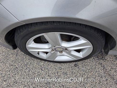 Used 2011 Mercedes-Benz C 300 Sedan image 16