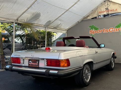 Used 1987 Mercedes-Benz 560 SL image 10