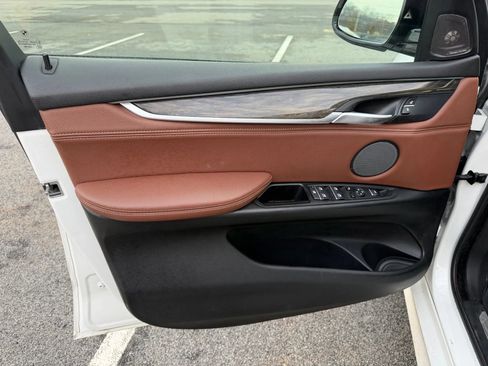 Used 2017 BMW X5 xDrive35i image 16