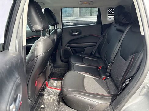 Used 2020 Jeep Compass Trailhawk image 10