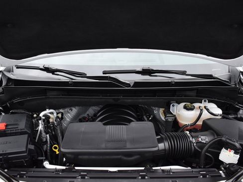 Used 2025 GMC Yukon Elevation image 17