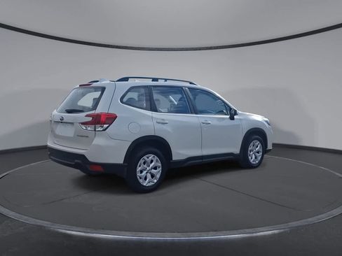 Used 2021 Subaru Forester image 8